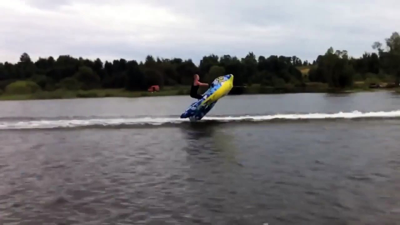 Crazy Water Skiing Russian Style