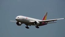 Asiana Airlines' 777-28E/ER(HL7500) lands at RCTP