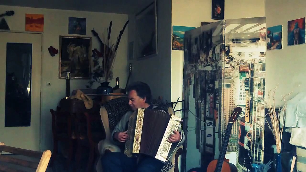 Cesar LE ROI DE L ACCORDEON MUSETTE IMPROV