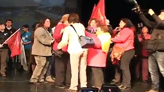 Multitudinario acto y contramanifestaciones durante visita de Michelle Bachelet a Puerto Montt