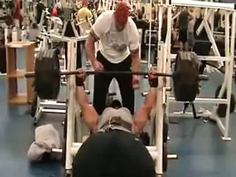 Allen Baria - Bench Press 405 lbs X 25 reps 500 lbs X 10 reps (RAW)