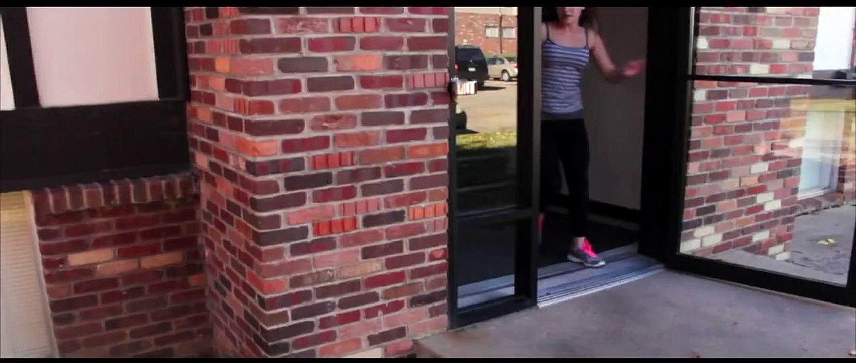 CAT FIGHT OVER STOLEN SHOES