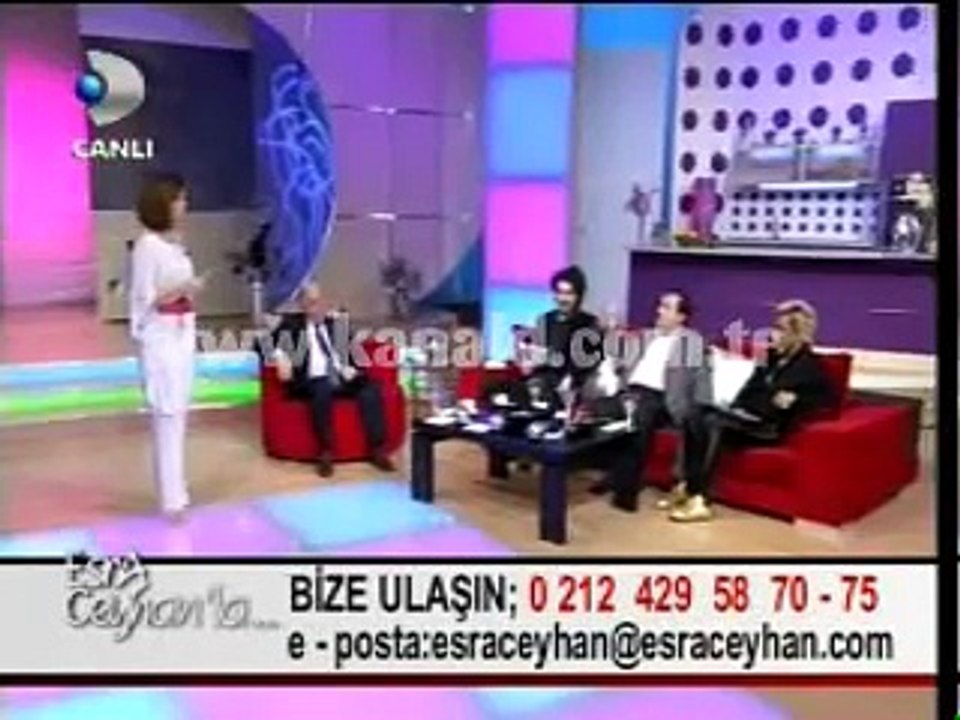 Esra Ceyhan'la Canlı yayında şok! Uçan Adam