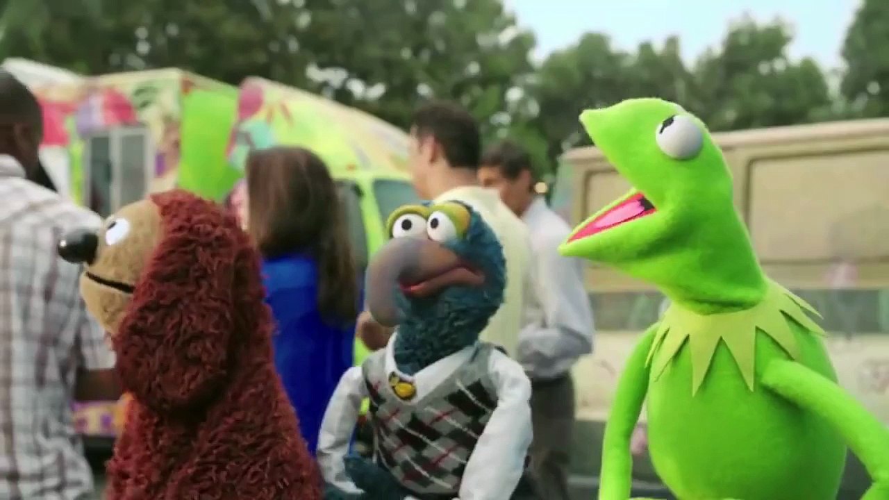 Cartoons 2 (Cars 2) Trailer
