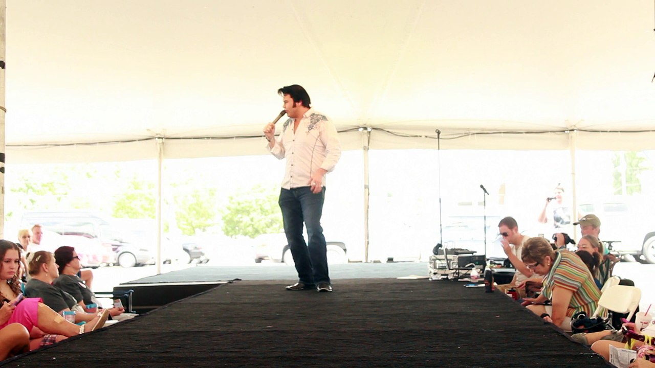 Michael Cullipher sings 'Steamroller Blues' Elvis Week 2015
