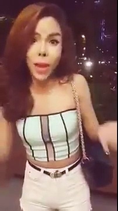 LinDa chửi cộng đồng mạng sử dụng camera 360