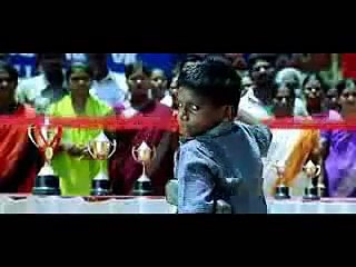 Physically challenged kids running race. (Carrera de niños discapacitados)