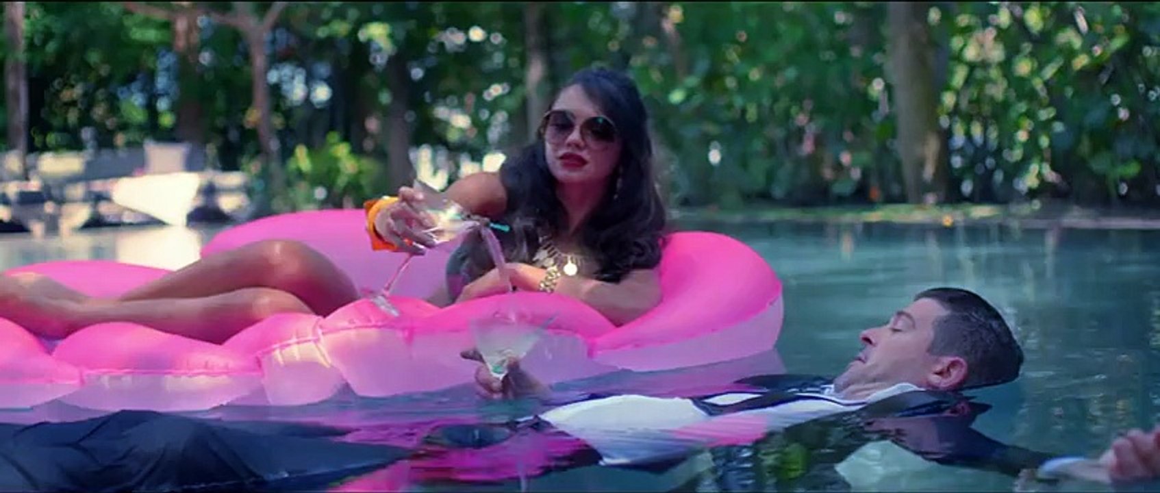 Robin Thicke - Back Together ft. Nicki Minaj