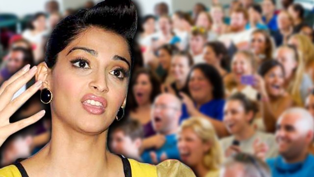 #MeatBan: Sonam Kapoor TROLLED Over FOOLISH Tweet | #LehrenTurns29