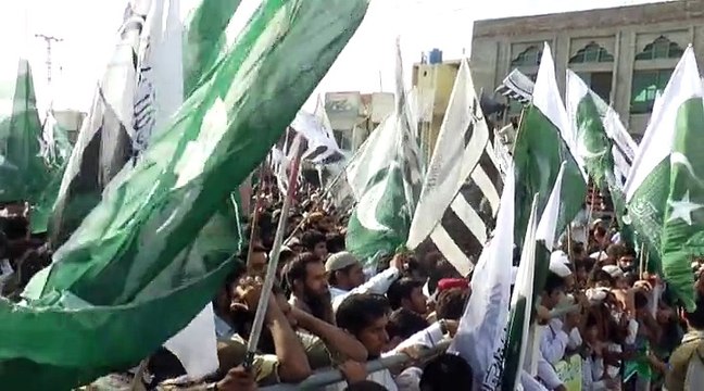 Hafiz Saeed Ameer Jamat ud Dawah addressing to a huge crowd at Difay e Pakistan Conference