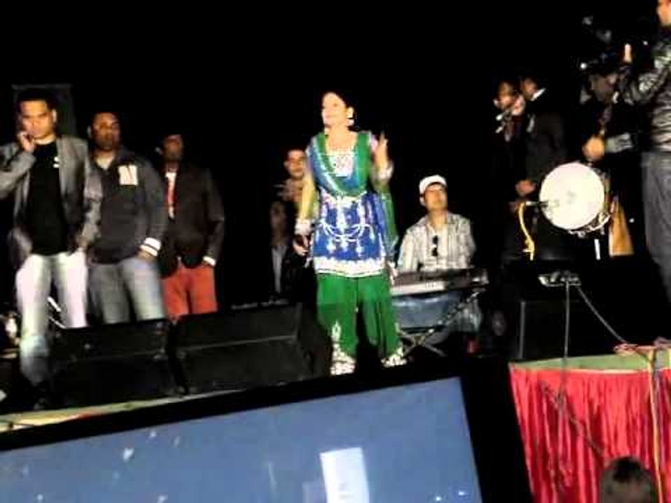 Miss Pooja | Live Performance  in Miani