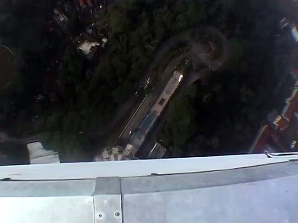 Chute en base jump : volontaire ou involontaire ?