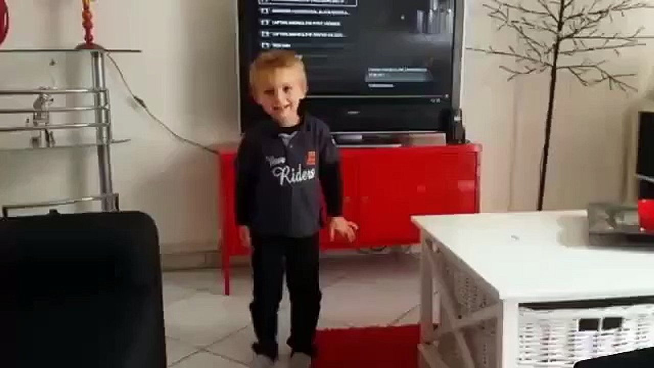 Raphaël vs Alien
