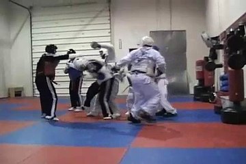 TKD six vs one tae kwon do sparring - fighting multiple attackers - www.neffmartialarts.com