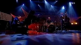 Tord Gustavsen Trio - Still There (live, 2007)