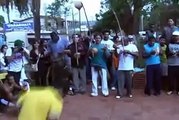 Roda de Rua - Bantus Capoeira Brasil