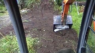 Cleaning up Yard with a ZX 75  Part 2/6
