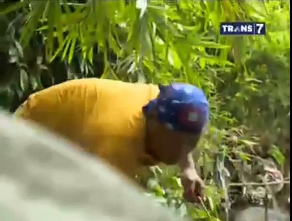 Jejak Si Gundul - 2 January 2015 - Membuat Rendang Dan Kue