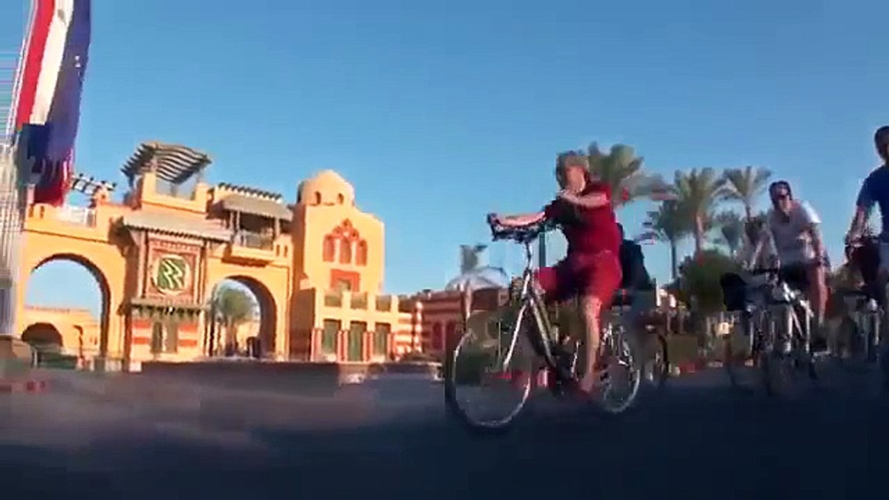 Prince Al Waleed Bin Talal visits Egypt and assures it is safe