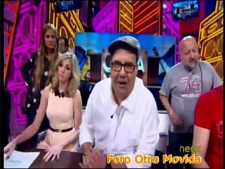 819-3min-lovining-kisscam.