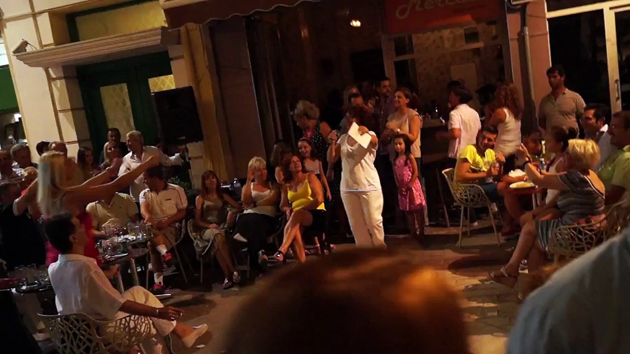 Αναψε το τσιγάρο -karaoke Λευκή νύχτα στην Καλαμάτα 2015