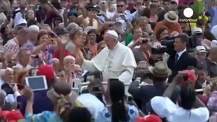 Pope Francis makes marriage annulments easier