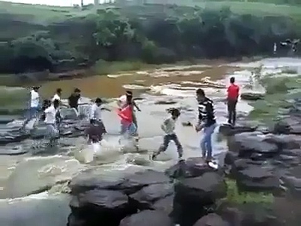 don't wait in flood