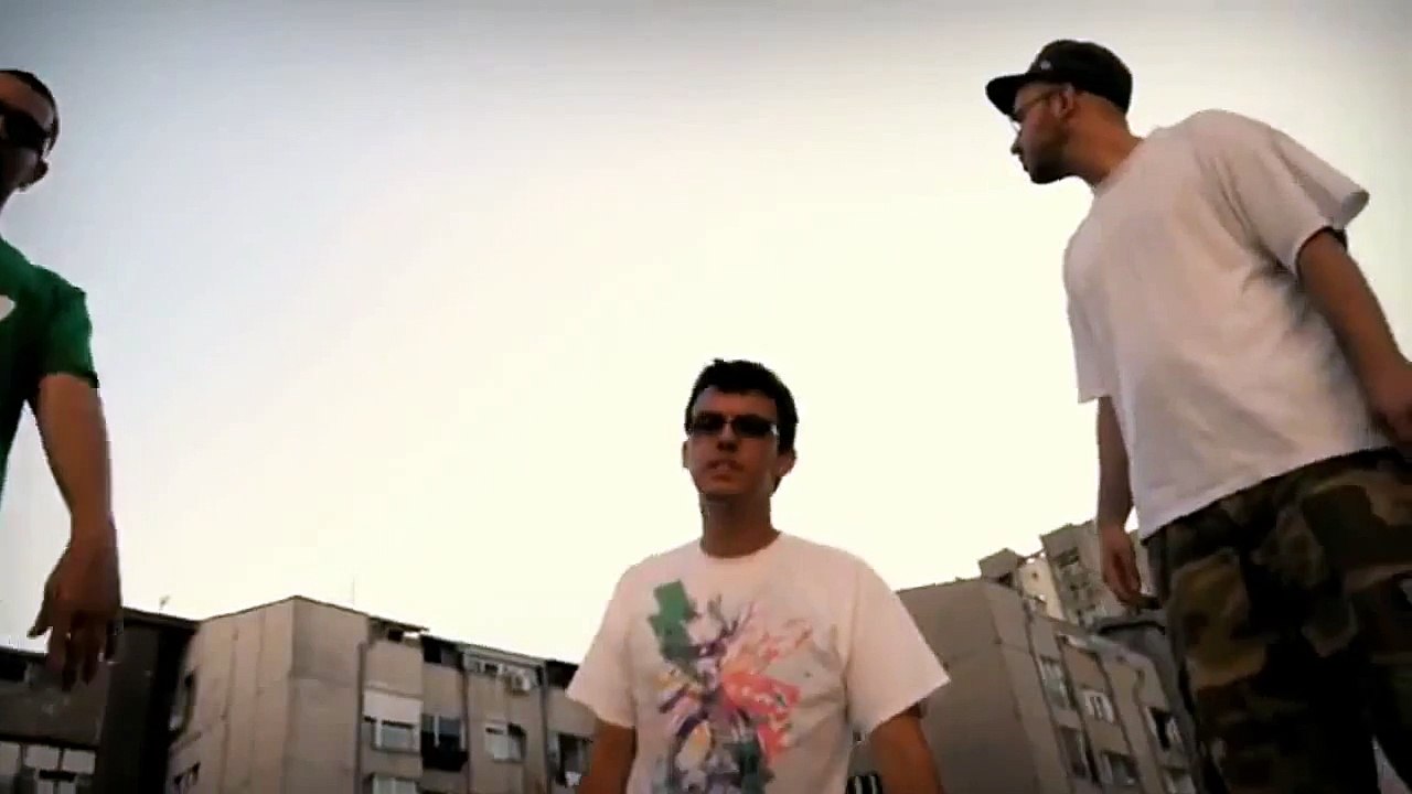 Smeh do suza - Luda baba