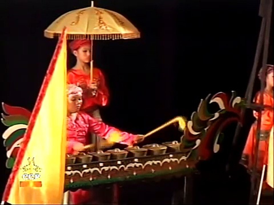 Philippine Tribal Music and Dance - Maranao and Bilaan National Minorities (NAMCYA - 2009)