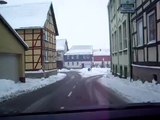 Autofahrt durch Küllstedt im Winter