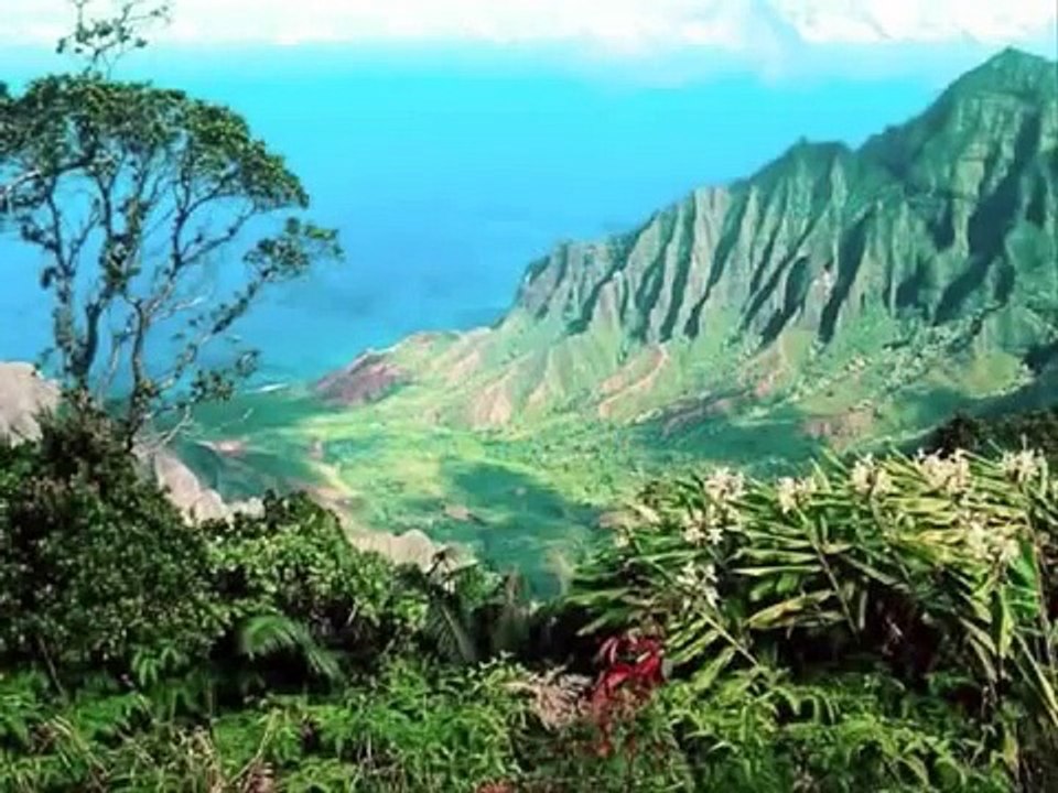 SOMEWHERE OVER THE RAINBOW, Israel Kamakawiwo'ole versión, sub. en Español e Ingles