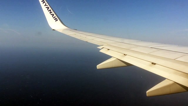 Ryanair - 737-800 Final approach and landing Malaga Airport 3rd Sept 2015