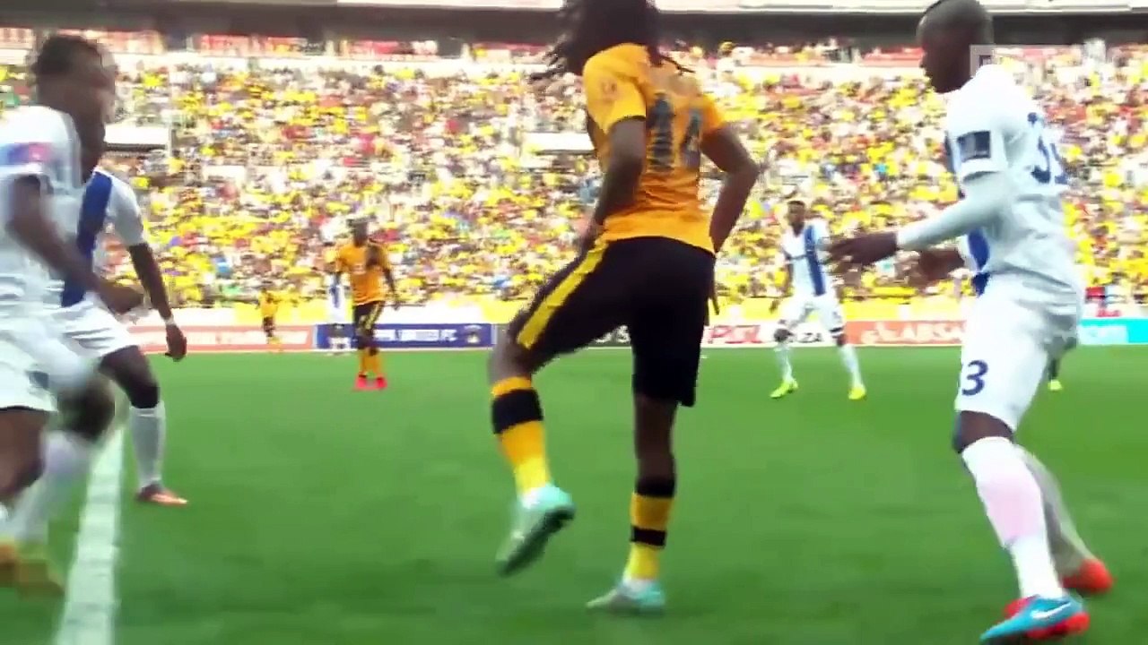 Comedy Football - Bizarre, Funny, Fails Skills, Bloopers, Nut shot