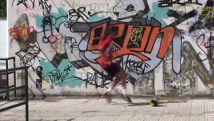 Rionero in Vulture Freestyle football Laura Libutti  in the Streetl