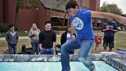 Fun with Non-Newtonian Fluid - Lamar University