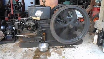 2 1/2 hp Termaat & Monahan headless kerosene engine