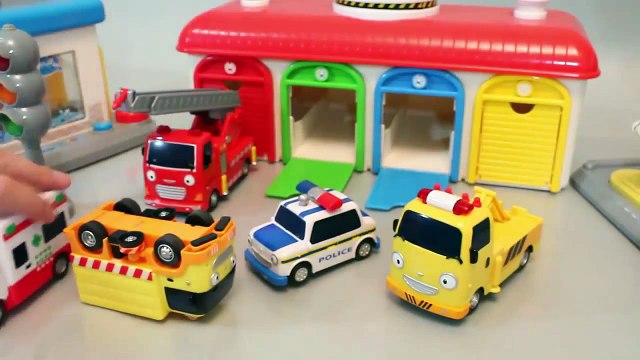 Ô tô đồ chơi trẻ em - Xe cảnh sát, xe cần cẩu, xe bus, xe cứu hỏa, xe cấp cứu - Tayo little bus