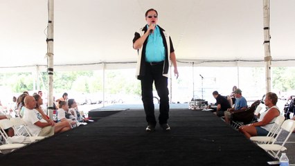 Tom Fulcher performing live at Elvis Week 2015
