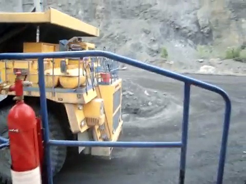 Белаз 75131