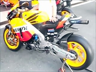motoGP-Bike. Engine Start up / Warm up (compilation)