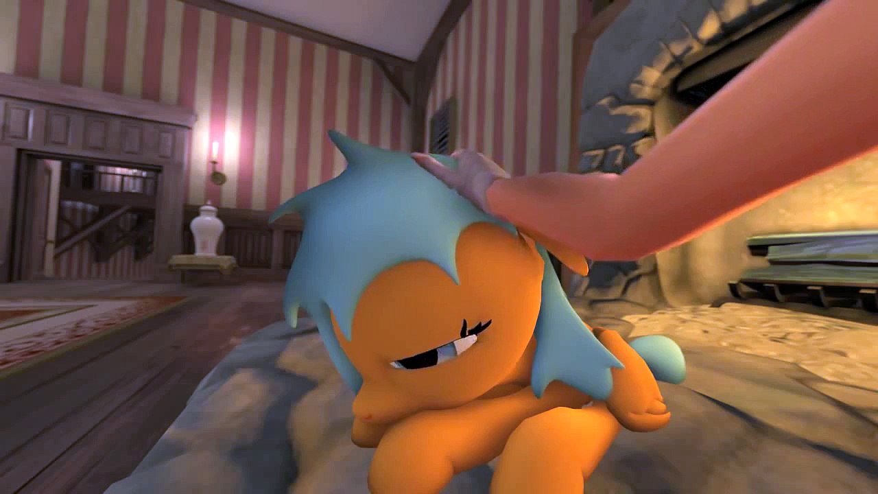 A little snack pony vore