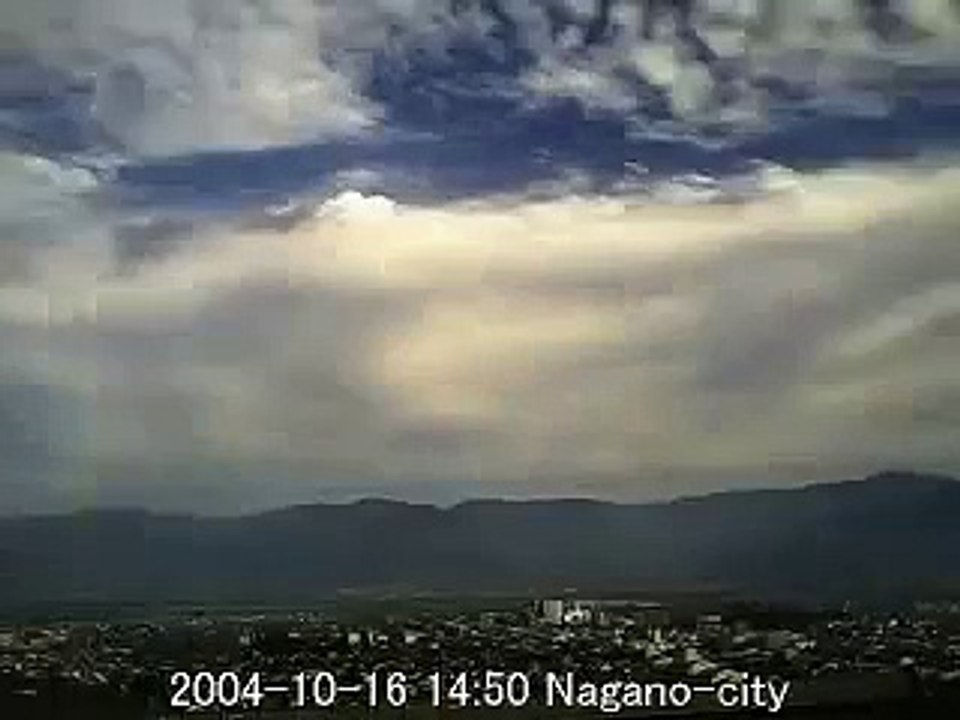 地震雲：新潟県中越地震(平成16年10月23日)の1週間前に発生