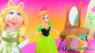 Disney FROZEN Elsa Wedding Dress! Ms  Piggy Helps Make Queen's Dress Princess Play Doh