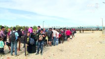 Unending flow of migrants cross the Greece-Macedonia border