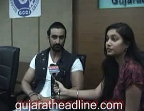 Actor Kunal Kapoor visits Ahmedabad; Kunal says I did first crowdfunding at 12