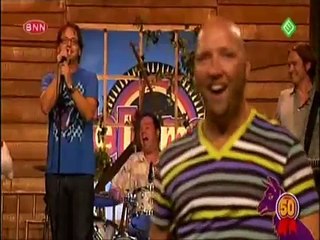 Doventolk, Guus Meeuwis ft. Lama's