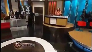 Le Pagan Por Su Culo y Se Le Para En Pleno Programa!!!