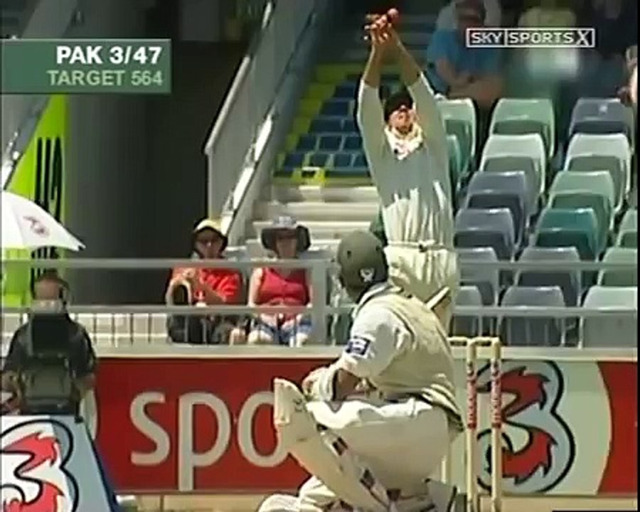 Glenn McGrath 8/24 vs Pakistan 1st test Perth 2004/05