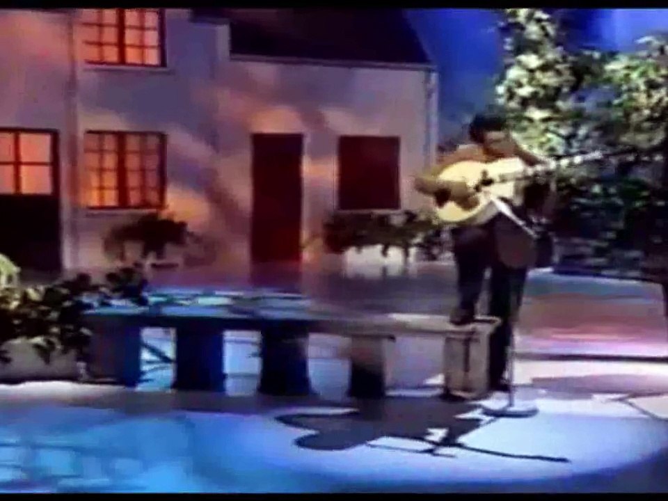 Karaoké Enrico Macias - Aie, aie, aie je t'aime