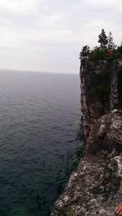 75 foot tobermory cliff jump